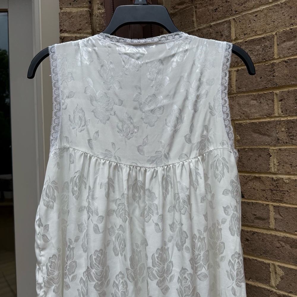 Christian Dior Vintage White Nightgown Sleeveless Floral Roses - Picture 7 of 14